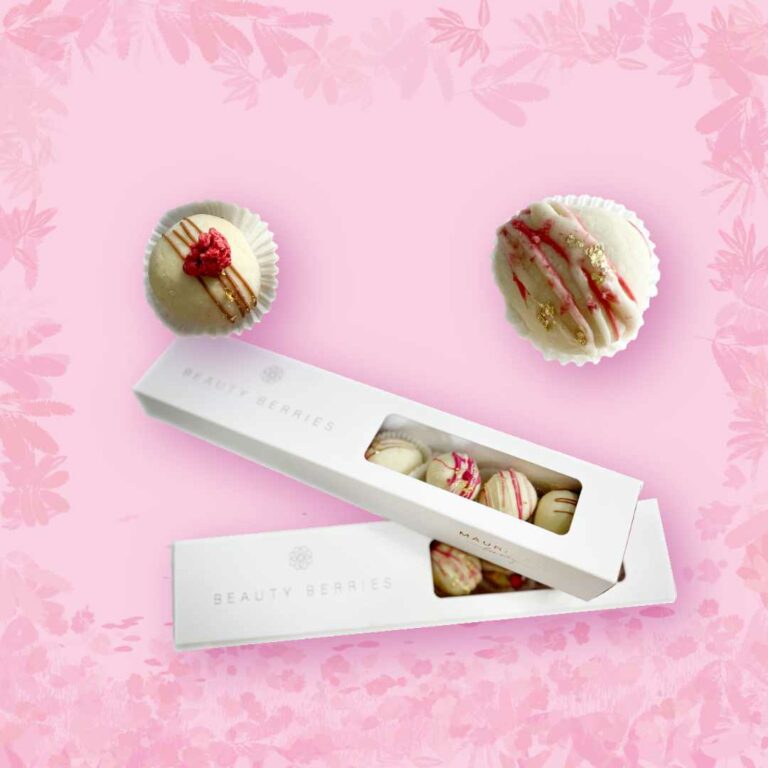 Maurice K Beauty Berries - weiß-rote Collagen-Kakao-Pralinen in länglicher Schachtel